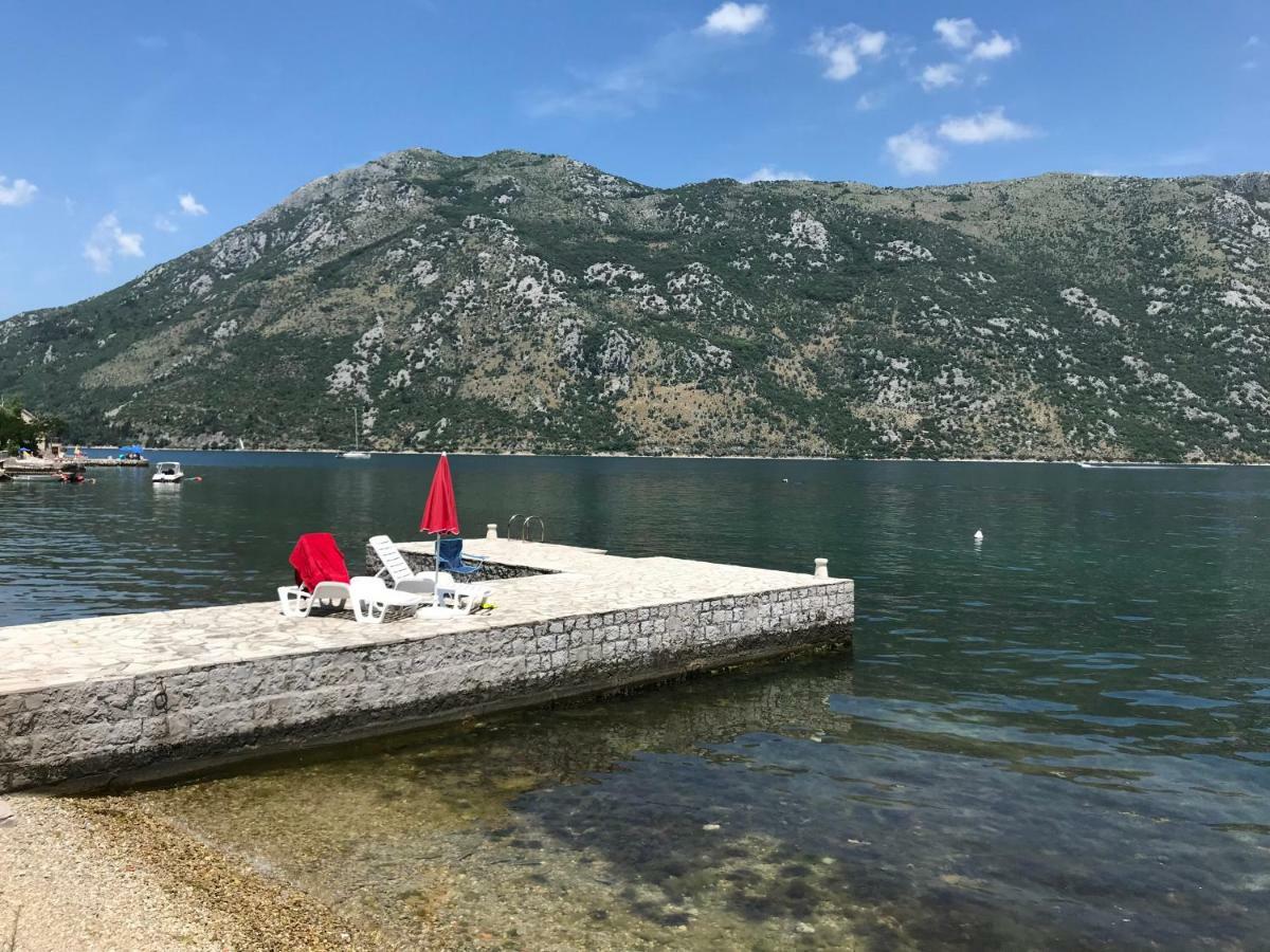 Apartment Stoliv Mare Kotor Exterior photo